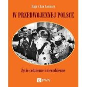 W przedwojennej Polsce W przedwojennej Polsce