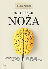 Na ostrzu noża