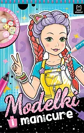 Modelki i manicure Z naklejkami