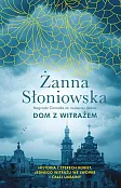 Dom z witrażem